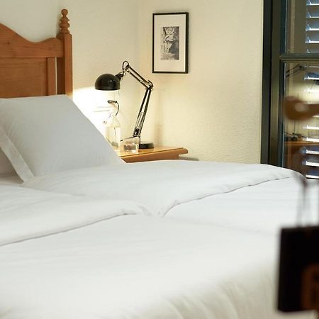 Hostal Can Maret Vilademuls Exterior foto